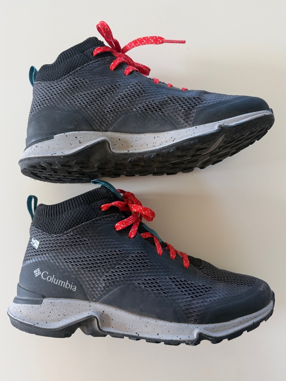 Columbia Mid-Top Hiking Shoes